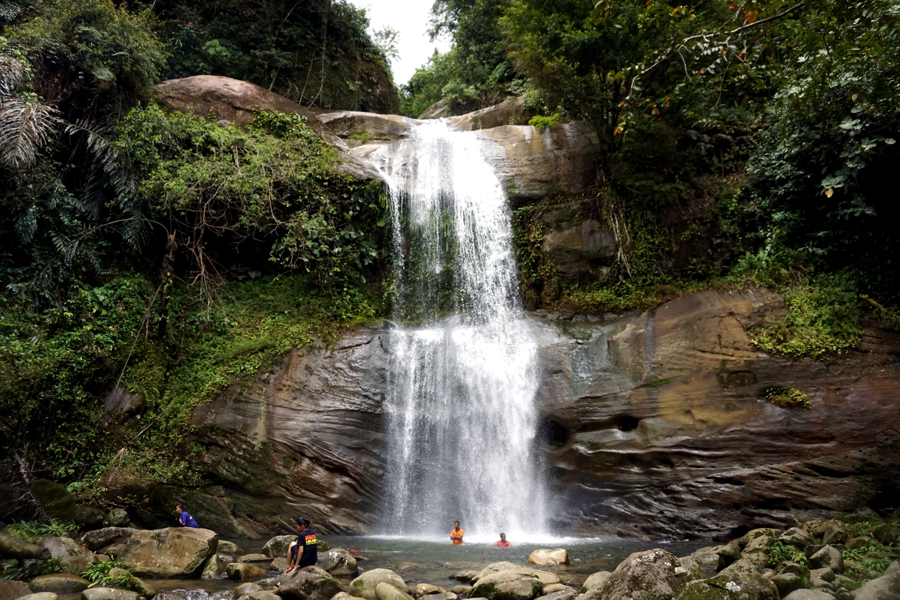 Ban Buan Kukuot Fall in Kuching with Backyard Tour Malaysia